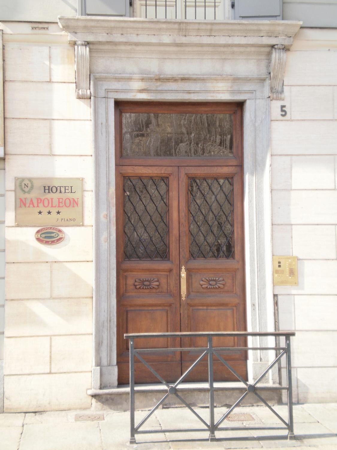 Affittacamere Maison Napoleon تورينو المظهر الخارجي الصورة