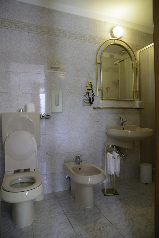 Affittacamere Maison Napoleon تورينو المظهر الخارجي الصورة