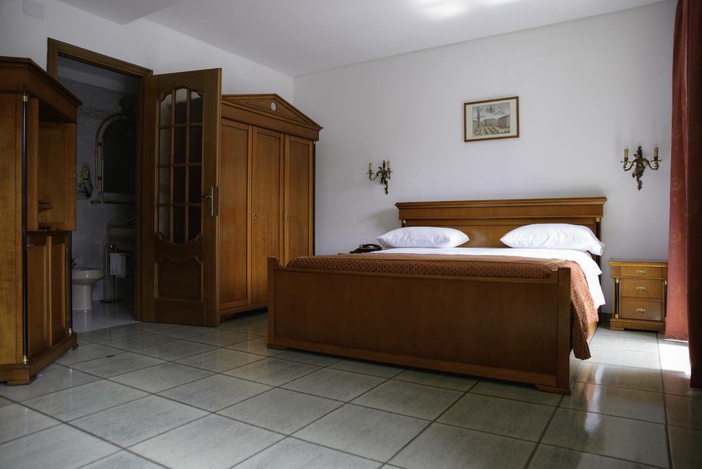 Affittacamere Maison Napoleon تورينو المظهر الخارجي الصورة